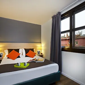 3* Апарт-отель Citadines Presqu'ile